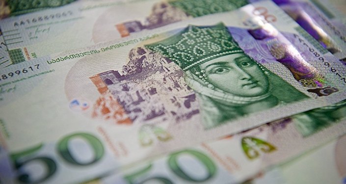 HANSI MÜƏLLİMLƏR ON AY ƏRZİNDƏ HƏR AY 50 LARİ ALACAQLAR?